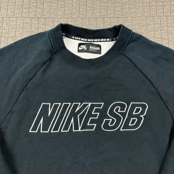 Nike SB Crewneck Sweatshirt Men Large Black Skateboarding Skater Spell Out Logo - Picture 2 of 12